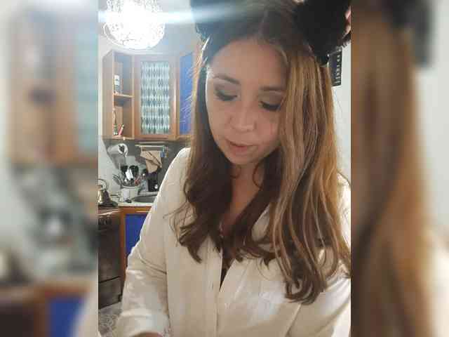 Sweet-Kate333 webcam