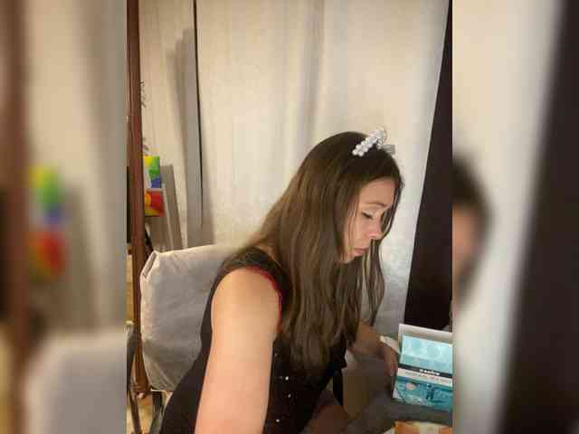 Sweet-Kate333 webcam