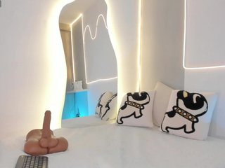EllieMitchell Porn Show