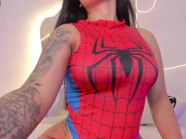 EllieMitchell live cam on BongaCams
