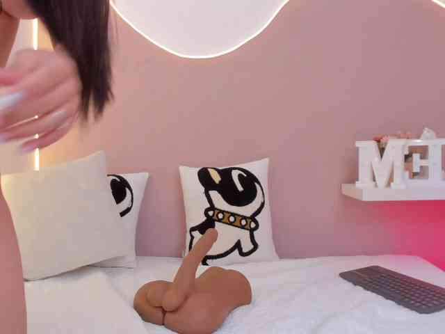 EllieMitchell webcam