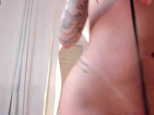 EllieMitchell webcam