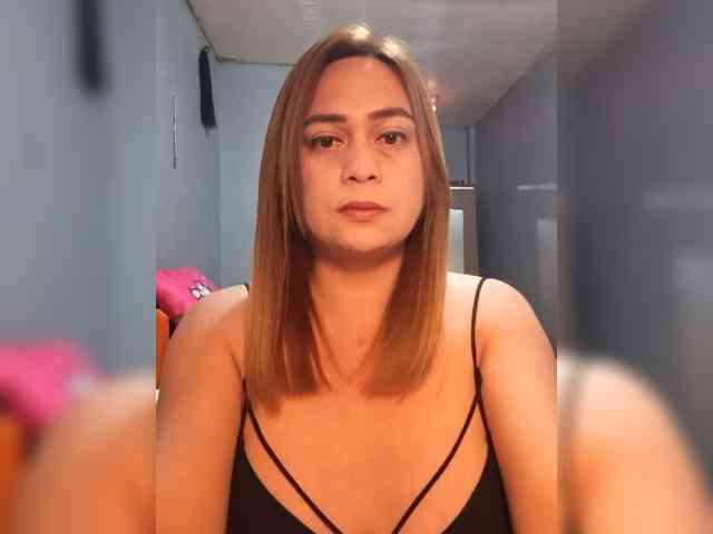 princess143 Live Webcam on BongaCams