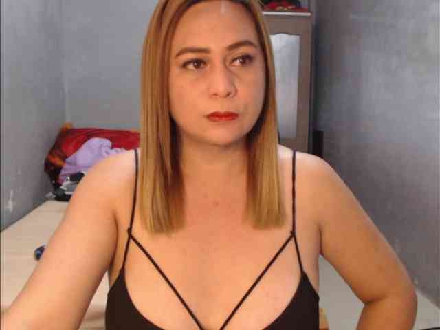 HOT_ANGEL