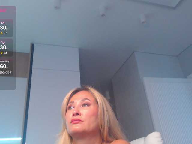hold-me-tight live cam on BongaCams