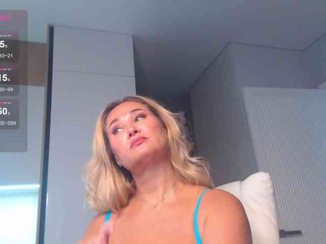 hold-me-tight webcam