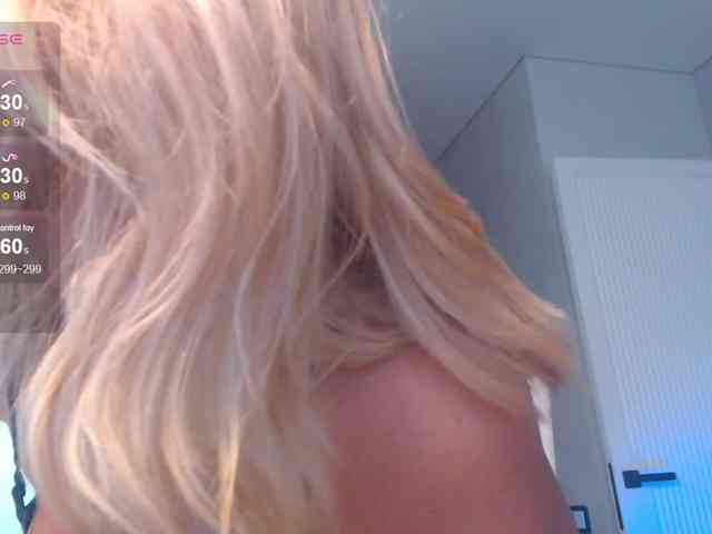 hold-me-tight webcam