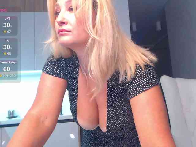 hold-me-tight webcam