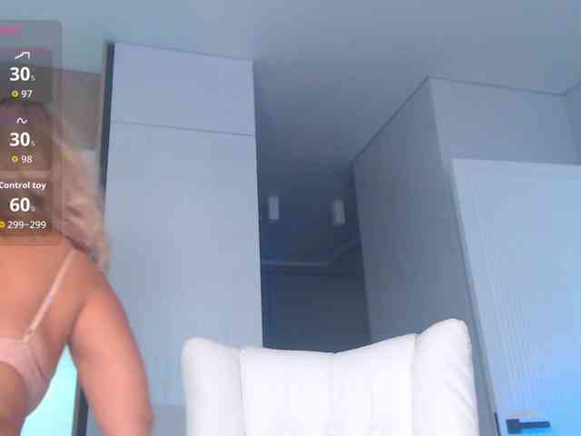 hold-me-tight webcam