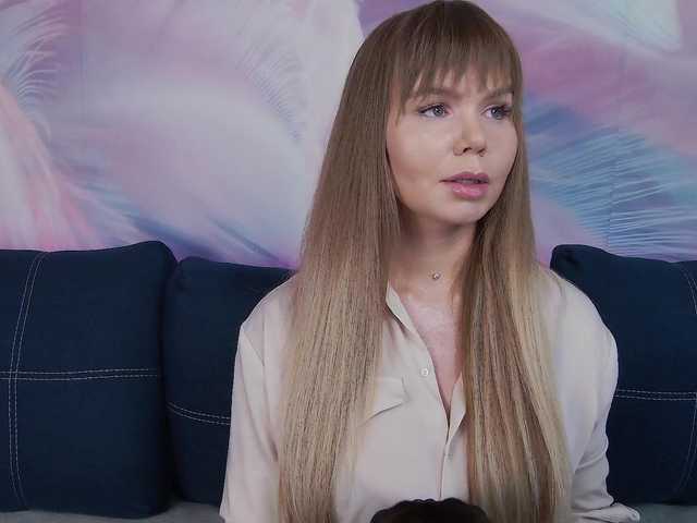 TouchMeNow live cam
