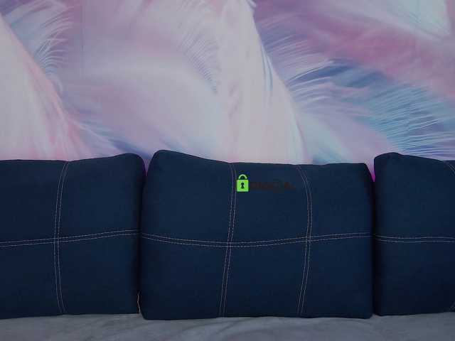 TouchMeNow's BongaCams show and profile