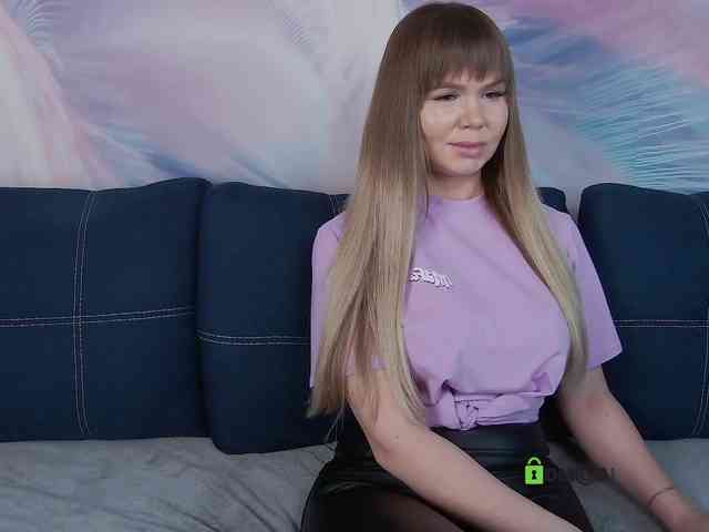 TouchMeNow webcam