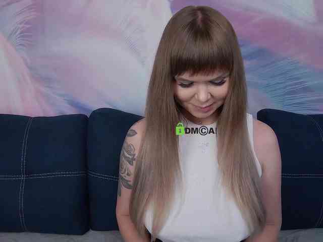 TouchMeNow webcam