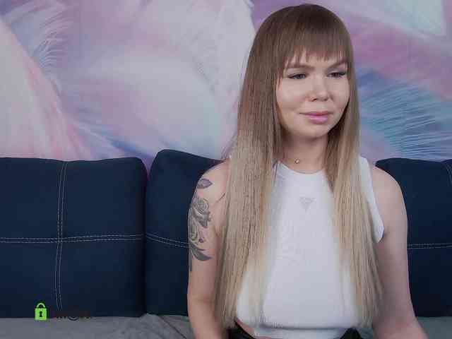 TouchMeNow webcam