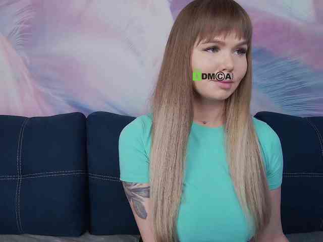 TouchMeNow webcam