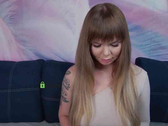 TouchMeNow Sex Cam Show