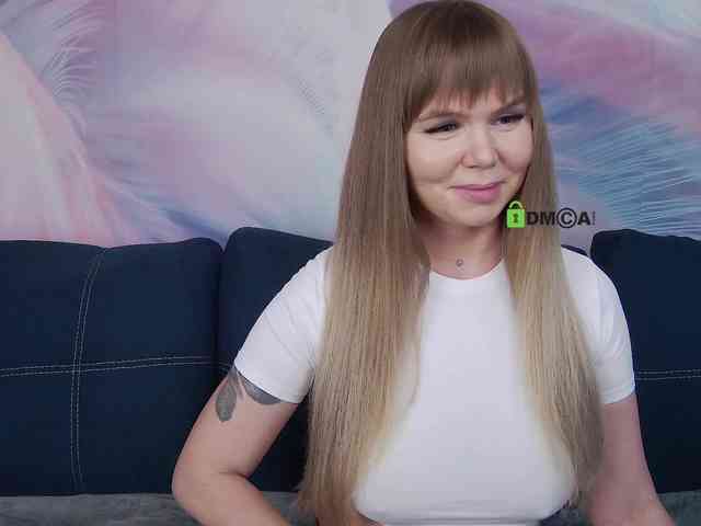 TouchMeNow webcam