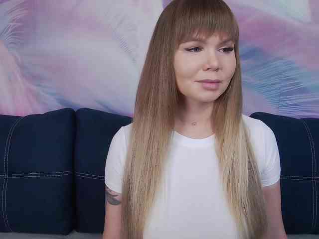 TouchMeNow webcam