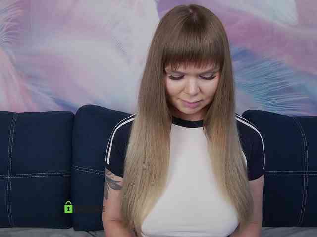 TouchMeNow webcam