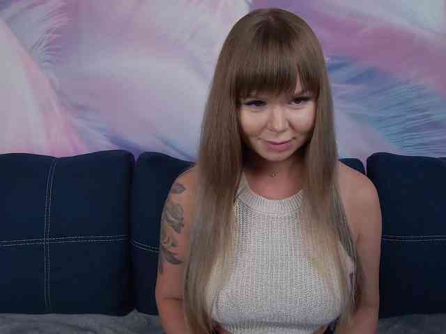 TouchMeNow webcam