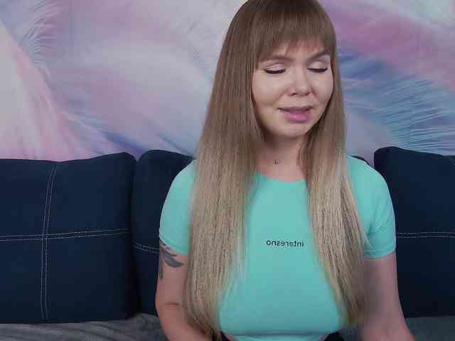 TouchMeNow webcam