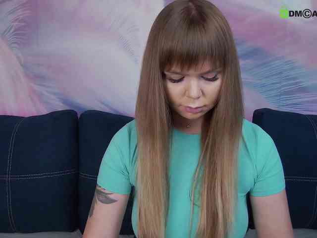 TouchMeNow webcam