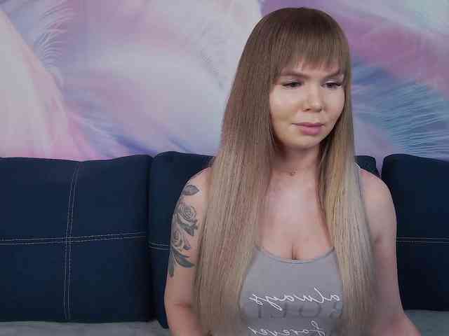 TouchMeNow webcam