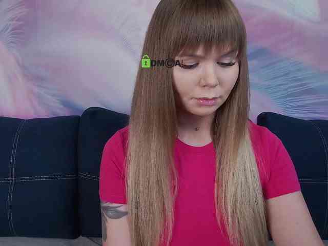 TouchMeNow webcam