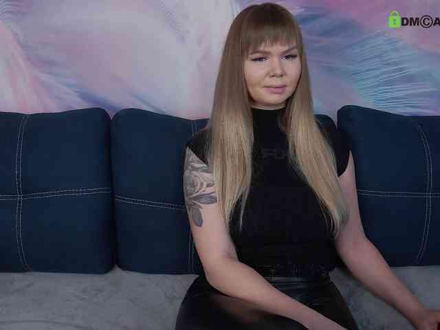 TouchMeNow webcam