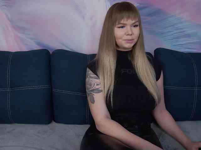 TouchMeNow webcam