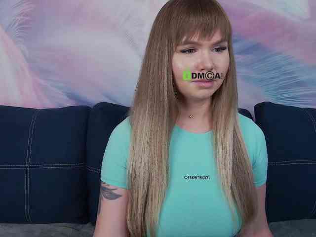 TouchMeNow webcam