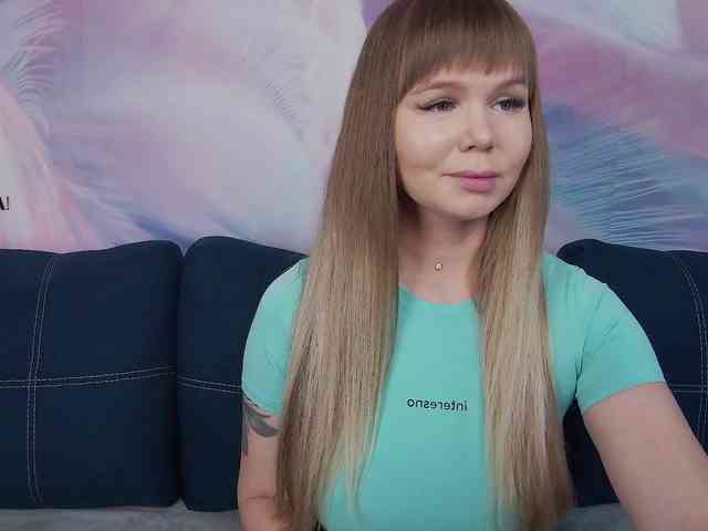 TouchMeNow webcam