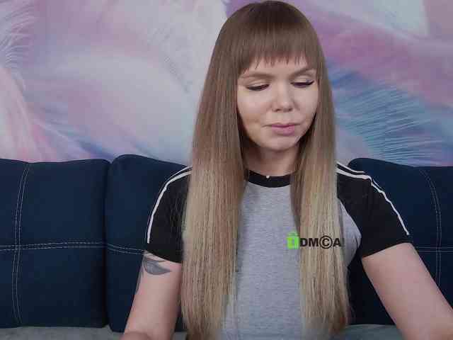 TouchMeNow webcam