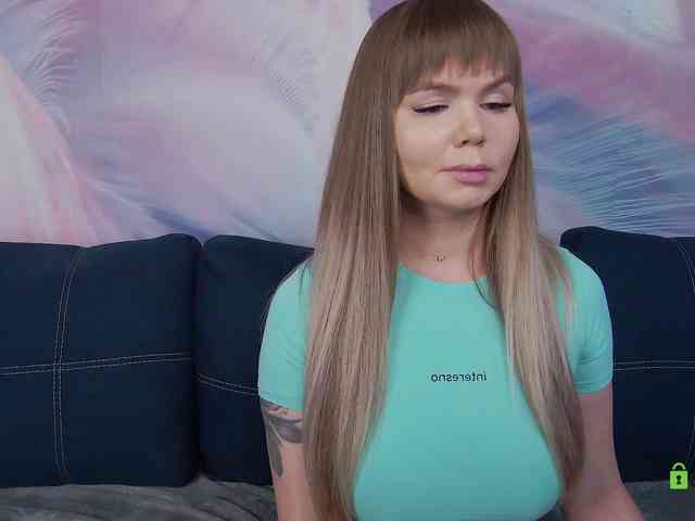 TouchMeNow webcam