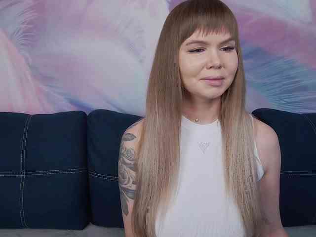 TouchMeNow webcam