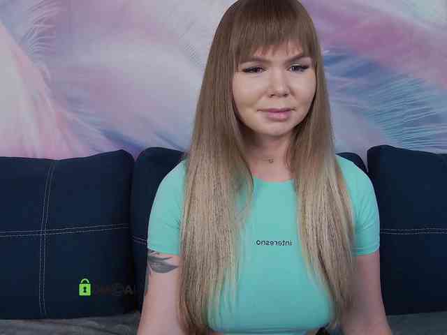 TouchMeNow webcam