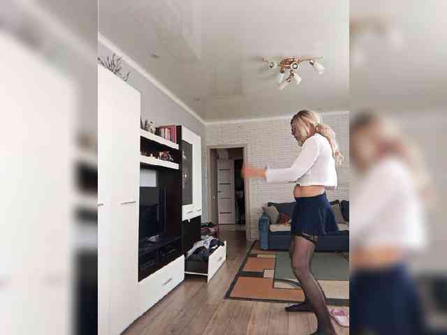 wikatranny2 Sex Cam Show
