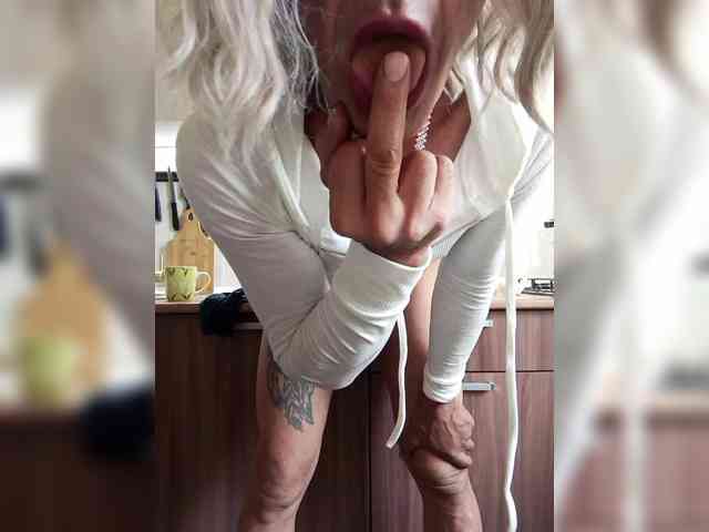 wikatranny2