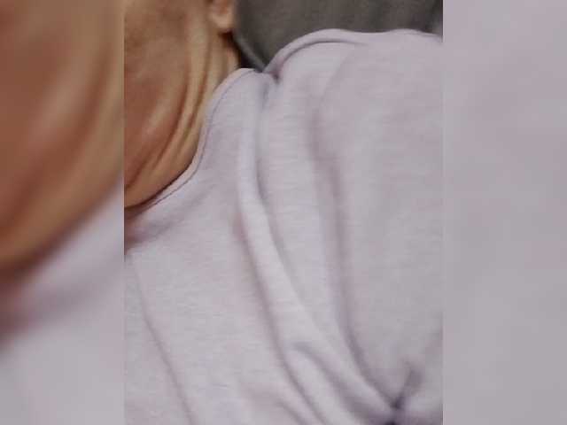 BarbiGirla live cam preview