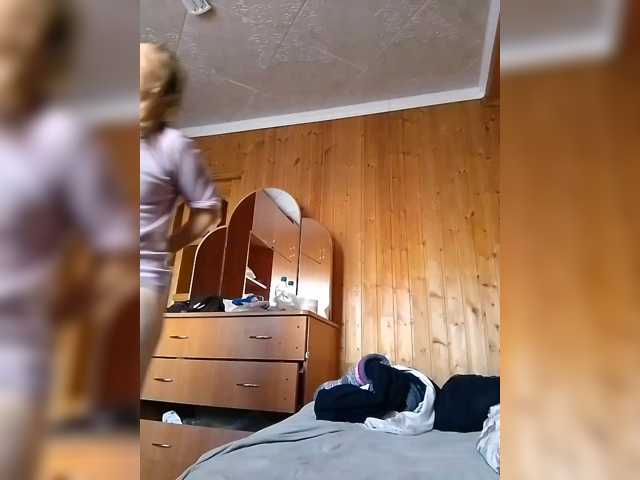 BarbiGirla live cam preview