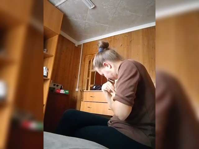 BarbiGirla live cam preview