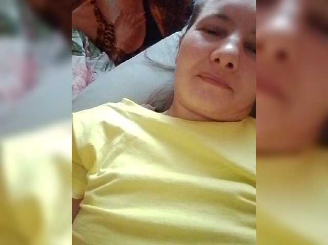 BarbiGirla live cam preview