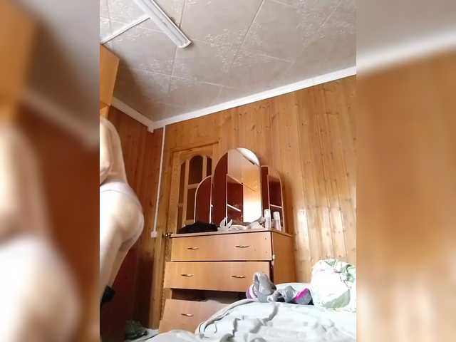 BarbiGirla live cam preview