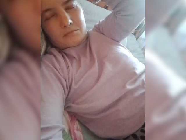 BarbiGirla live cam preview