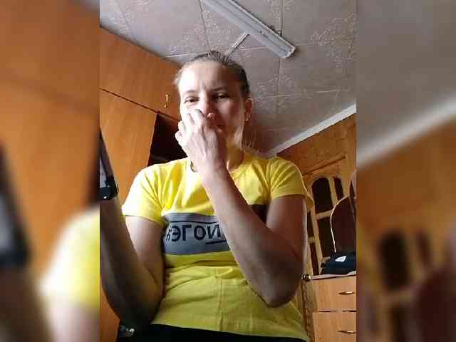 BarbiGirla webcam