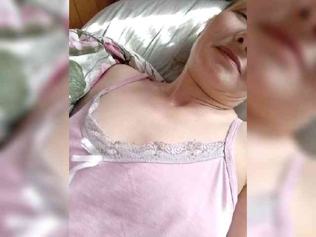 BarbiGirla webcam