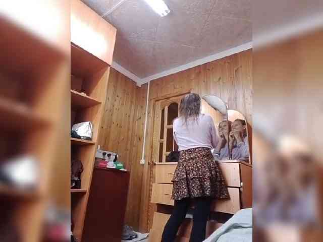 BarbiGirla webcam