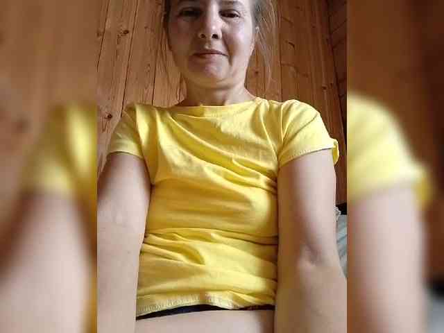 BarbiGirla webcam