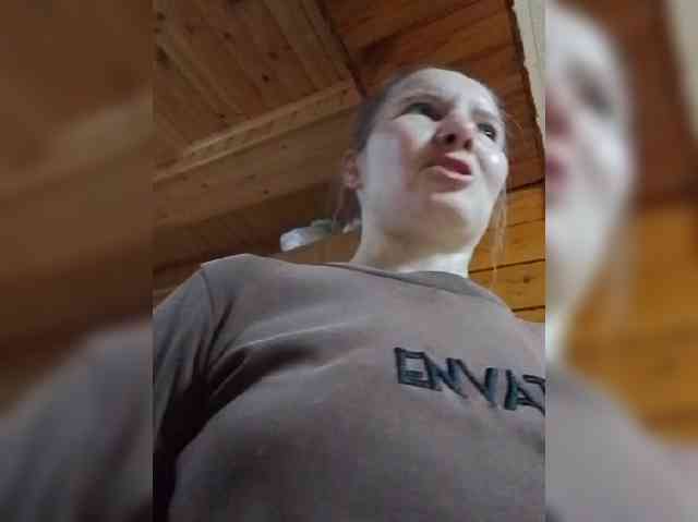 BarbiGirla webcam