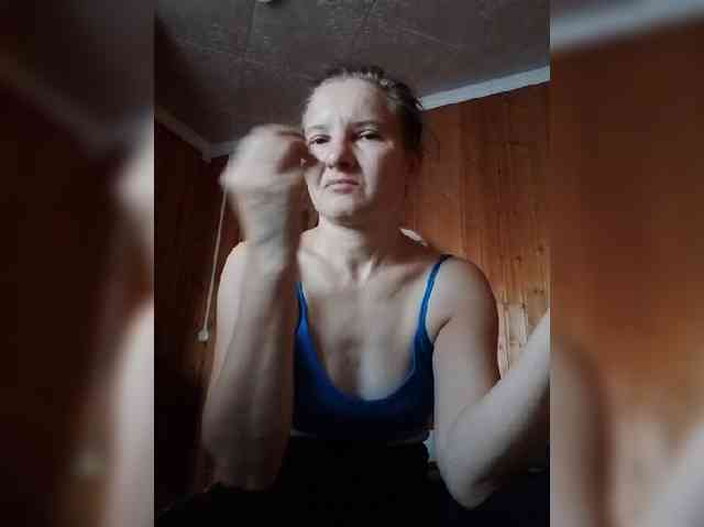 BarbiGirla webcam